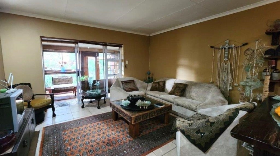 3 Bedroom Property for Sale in Wavecrest Eastern Cape